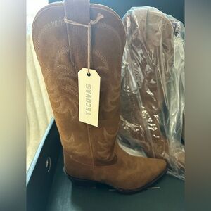 Tecovas “The Annie”